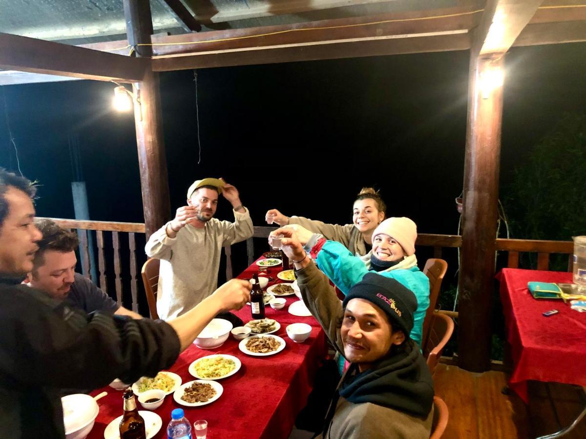 Ba Be Lake-Huyen Hao Homestay ภายนอก รูปภาพ